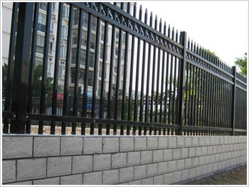 街道围墙锌钢护栏